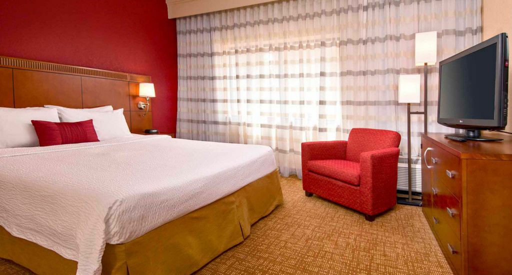 Courtyard By Marriott Rockville Bagian luar foto